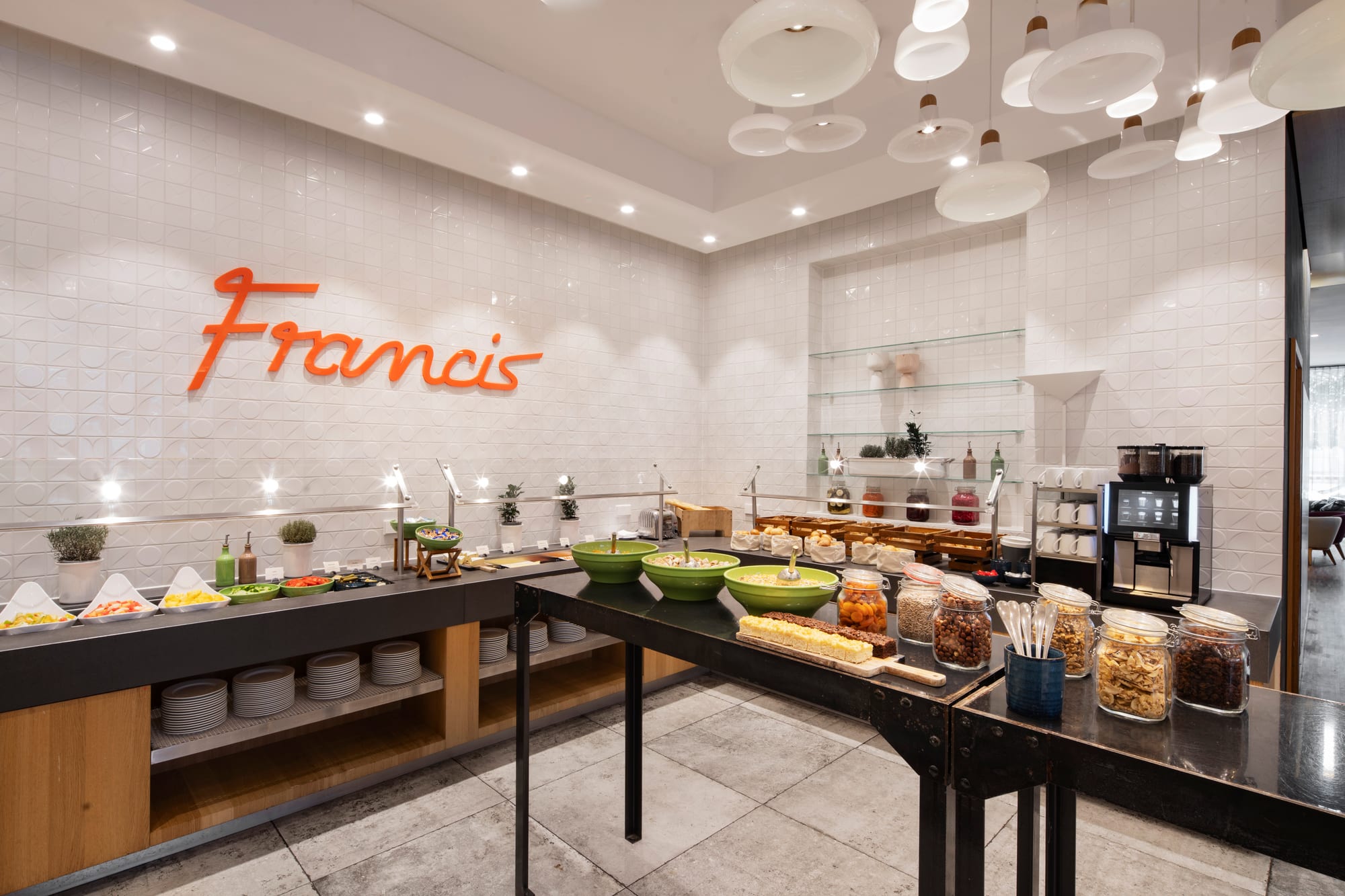The breakfast buffet in the Francis restaurant at Holiday Inn Frankfurt - Alte Oper, served weekdays from 6:30 to 10:30 with a fresh orange juice press.